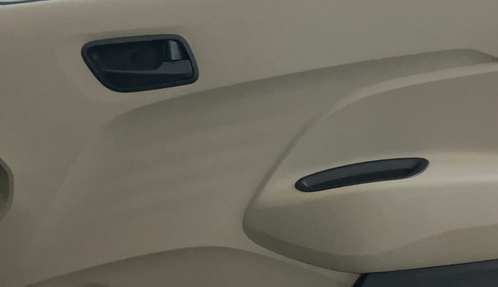 2021 Hyundai NEW SANTRO SPORTZ MT, Petrol, Manual, 44,426 km, Driver Side Door Panels Control