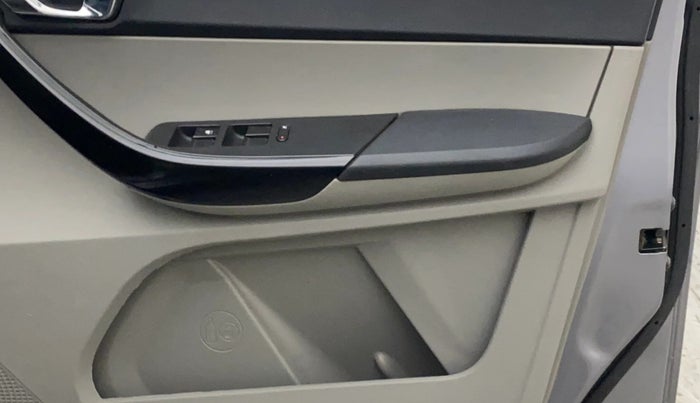 2019 Tata Tiago XZ PETROL, Petrol, Manual, 46,985 km, Driver Side Door Panels Control