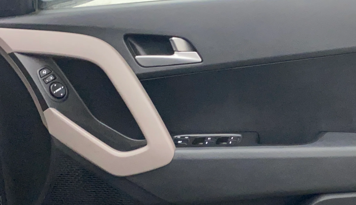 2019 Hyundai Creta SX 1.6 PETROL, Petrol, Manual, 35,487 km, Driver Side Door Panels Control