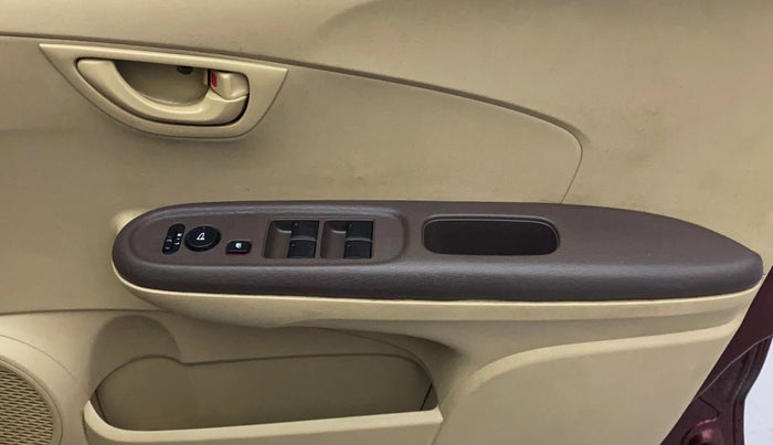 2013 Honda Amaze 1.2L I-VTEC S, Petrol, Manual, 65,178 km, Driver Side Door Panels Control