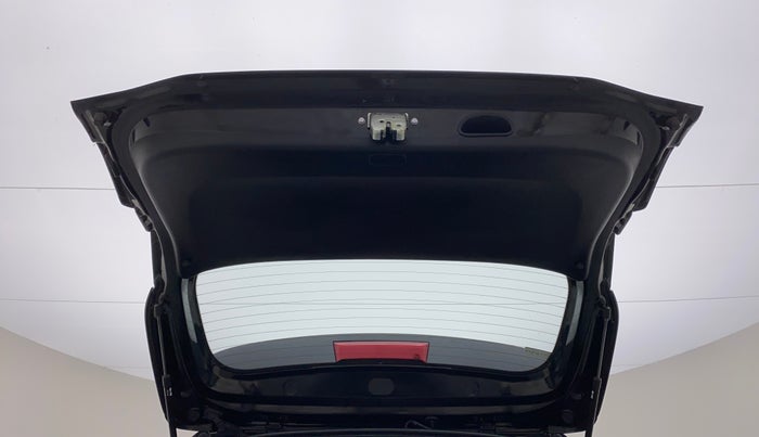 2022 KIA CARENS LUXURY PLUS 1.4G DCT 7STR, Petrol, Automatic, 4,035 km, Boot Door Open