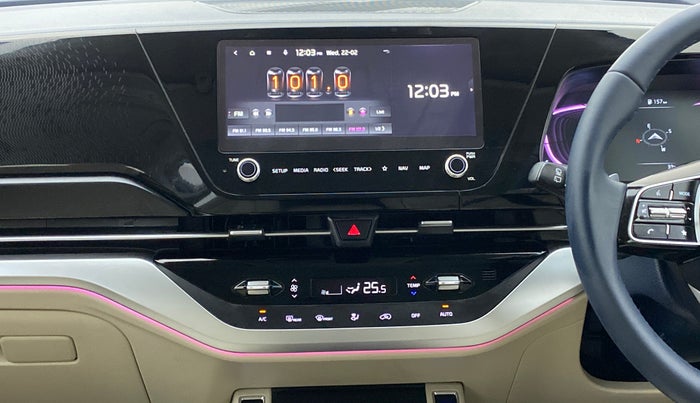 2022 KIA CARENS LUXURY PLUS 1.4G DCT 7STR, Petrol, Automatic, 4,035 km, Air Conditioner