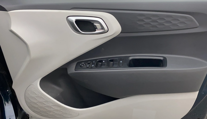 2022 Hyundai GRAND I10 NIOS SPORTZ 1.2 KAPPA VTVT CNG, CNG, Manual, 36,984 km, Driver Side Door Panels Control