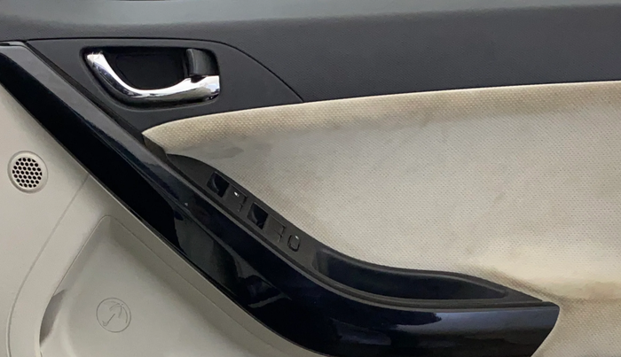 2022 Tata NEXON XZ PLUS PETROL, Petrol, Manual, 24,811 km, Driver Side Door Panels Control