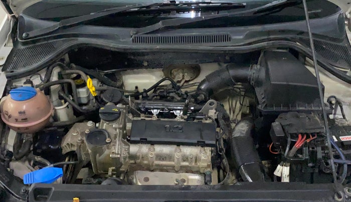 2015 Volkswagen Polo HIGHLINE1.2L, Petrol, Manual, 94,289 km, Engine View