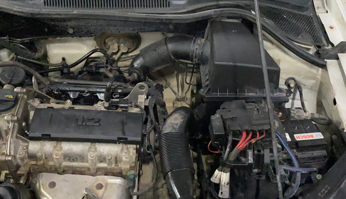 2015 Volkswagen Polo HIGHLINE1.2L, Petrol, Manual, 94,289 km, Engine View - Left