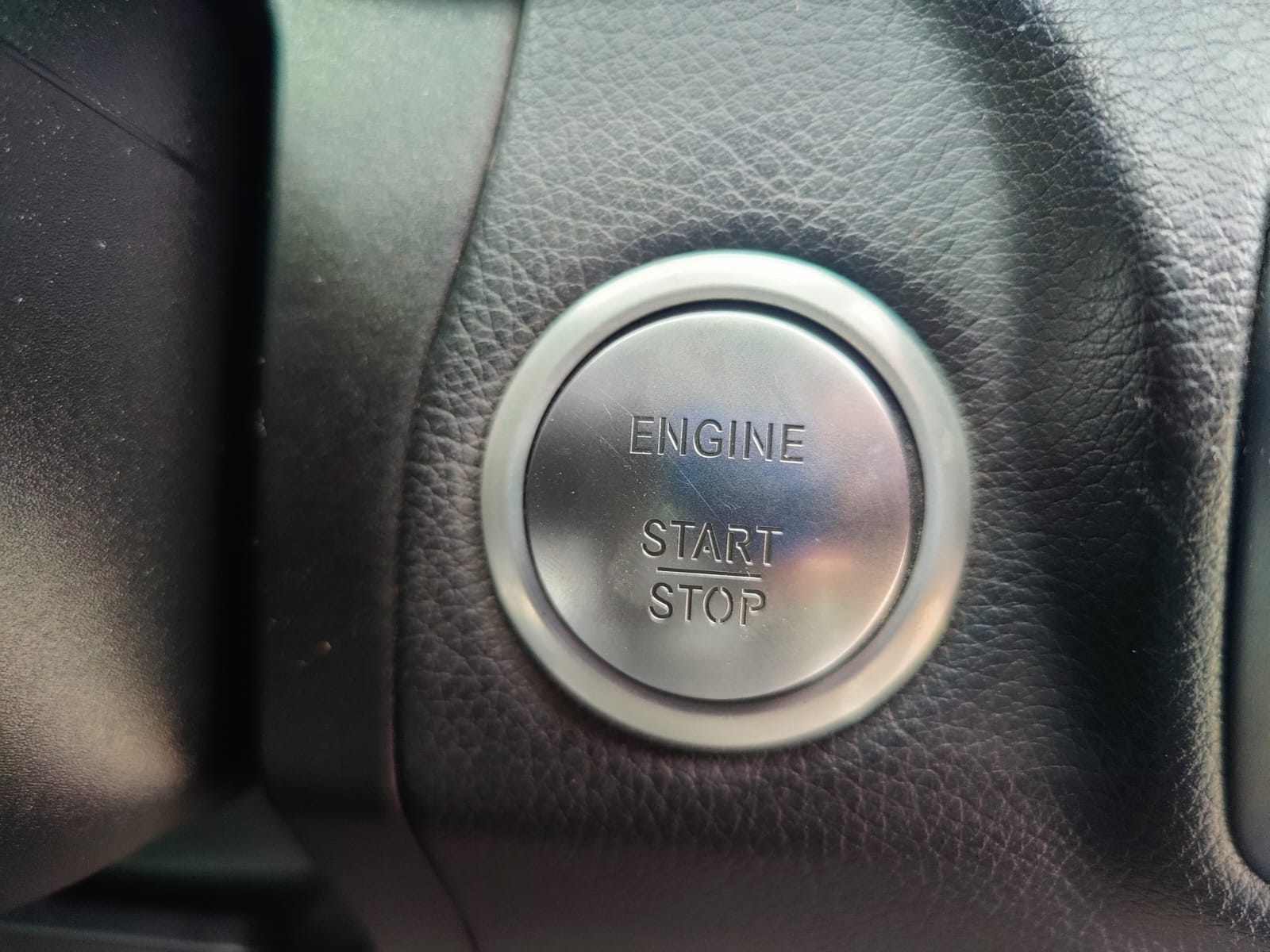 2017 Mercedes Benz C Class 220d, Diesel, Automatic, 1,11,944 km, Keyless Start/ Stop Button