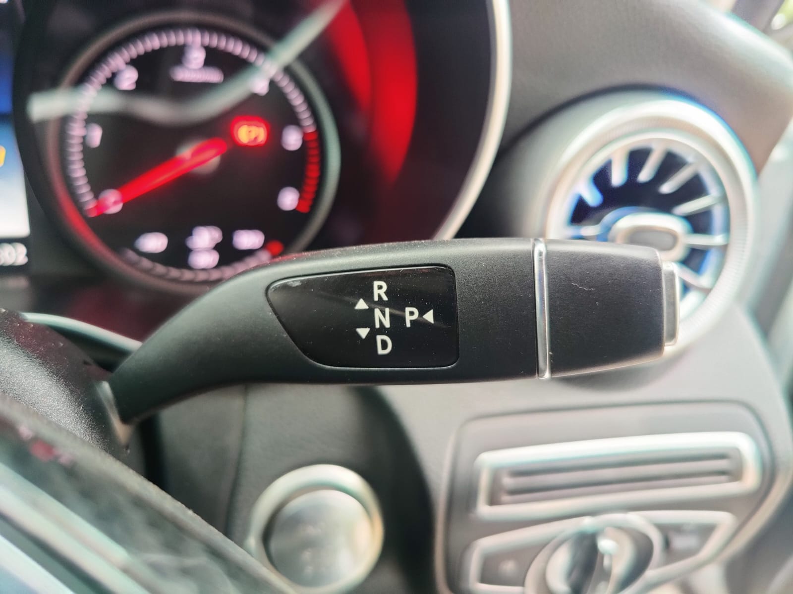 2017 Mercedes Benz C Class 220d, Diesel, Automatic, 1,11,944 km, Gear Lever