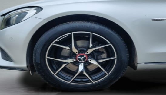 2017 Mercedes Benz C Class 220d, Diesel, Automatic, 1,11,944 km, Left Front Wheel