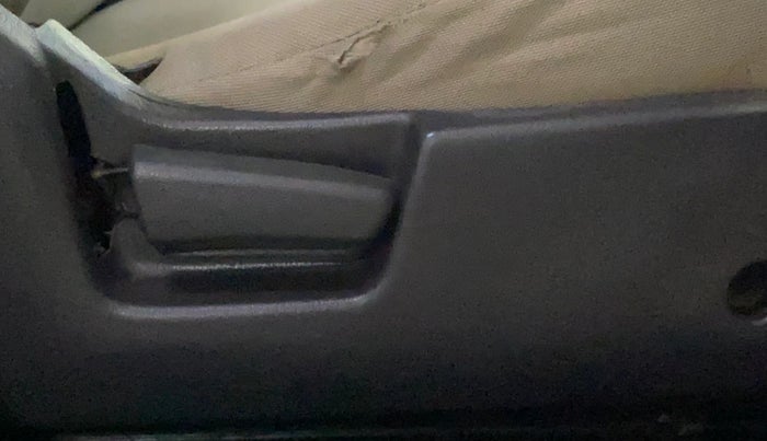 2016 Maruti Alto K10 VXI, Petrol, Manual, 79,054 km, Driver Side Adjustment Panel