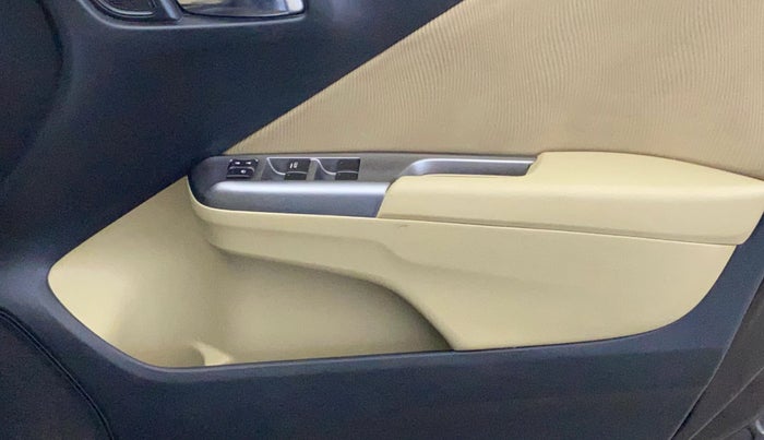 2014 Honda City 1.5L I-VTEC V MT, Petrol, Manual, 47,703 km, Driver Side Door Panels Control