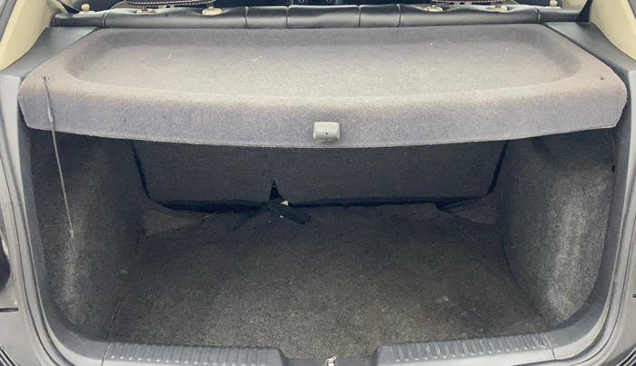 2013 Volkswagen Polo HIGHLINE DIESEL, Diesel, Manual, 67,448 km, Boot Inside