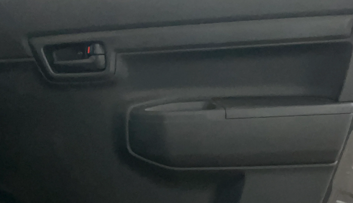 2021 Maruti S PRESSO VXI, Petrol, Manual, 18,737 km, Driver Side Door Panels Control