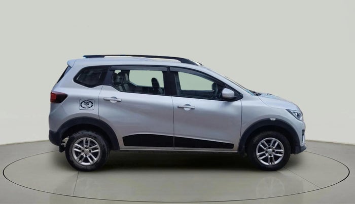 2021 Renault TRIBER RXT, Petrol, Manual, 40,283 km, Right Side View