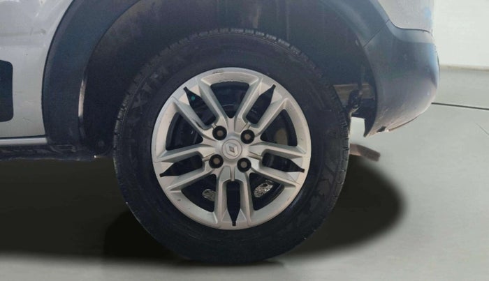 2021 Renault TRIBER RXT, Petrol, Manual, 40,283 km, Left Rear Wheel