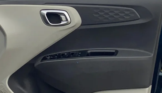 2021 Hyundai GRAND I10 NIOS SPORTZ AMT 1.2 KAPPA VTVT, Petrol, Automatic, 52,055 km, Driver Side Door Panels Control