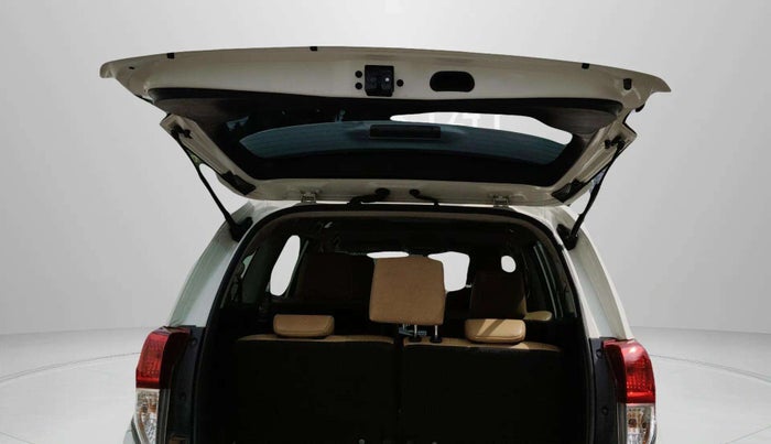 2022 Toyota Innova Crysta 2.4 ZX 7 STR, Diesel, Manual, 1,11,419 km, Boot Door Open