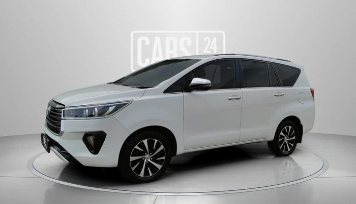 2022 Toyota Innova Crysta 2.4 ZX 7 STR, Diesel, Manual, 1,11,419 km, Left Front Diagonal
