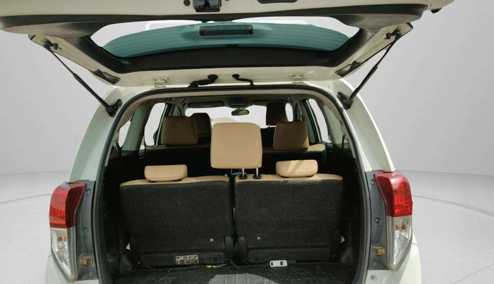 2022 Toyota Innova Crysta 2.4 ZX 7 STR, Diesel, Manual, 1,11,419 km, Boot Inside