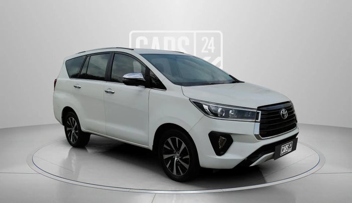 2022 Toyota Innova Crysta 2.4 ZX 7 STR, Diesel, Manual, 1,11,419 km, Right Front Diagonal