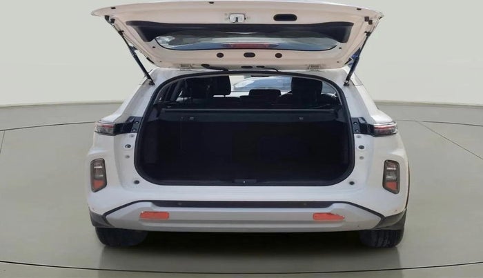 2023 Maruti Grand Vitara ZETA SMART HYBRID, Petrol, Manual, 46,851 km, Boot Door Open