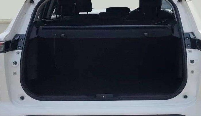 2023 Maruti Grand Vitara ZETA SMART HYBRID, Petrol, Manual, 46,851 km, Boot Inside