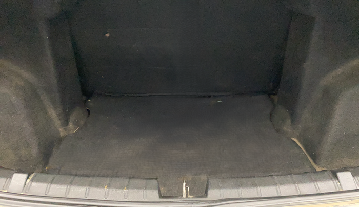 2017 Tata TIGOR XM PETROL, Petrol, Manual, 89,693 km, Boot Inside