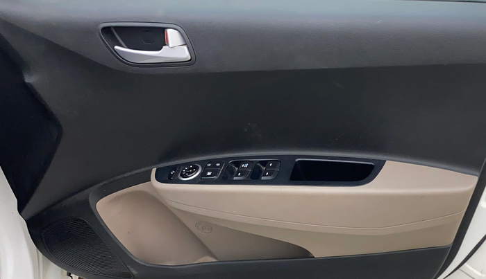 2016 Hyundai Grand i10 SPORTZ 1.2 KAPPA VTVT, Petrol, Manual, 73,649 km, Driver Side Door Panels Control