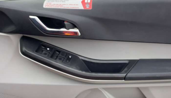 2021 Tata Tiago XZA PLUS PETROL, Petrol, Automatic, 20,849 km, Driver Side Door Panels Control