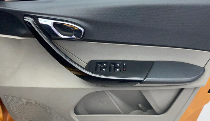 2017 Tata Tiago XZ PETROL, Petrol, Manual, 54,977 km, Driver Side Door Panels Control
