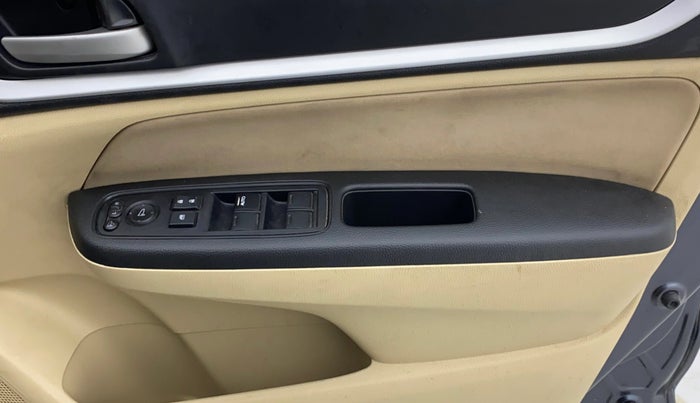 2021 Honda Amaze 1.2L I-VTEC VX CVT, CNG, Automatic, 49,625 km, Driver Side Door Panels Control