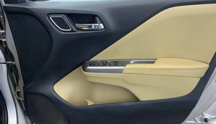 2017 Honda City 1.5L I-VTEC ZX CVT, Petrol, Automatic, 88,116 km, Driver Side Door Panels Control