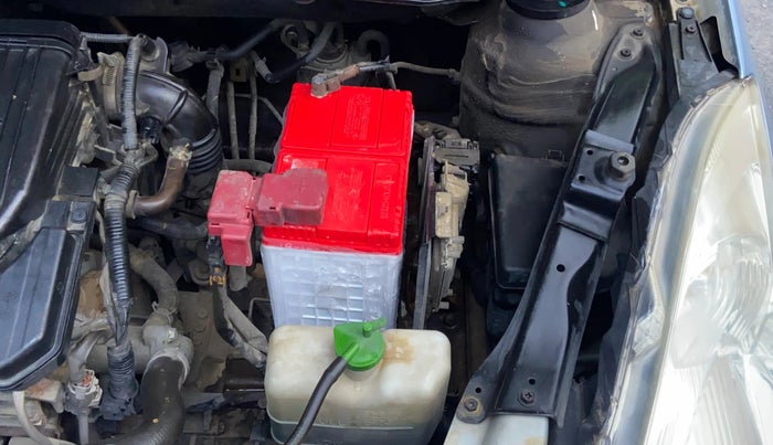 2013 Maruti Swift Dzire VXI, Petrol, Manual, 75,884 km, Engine View - Left