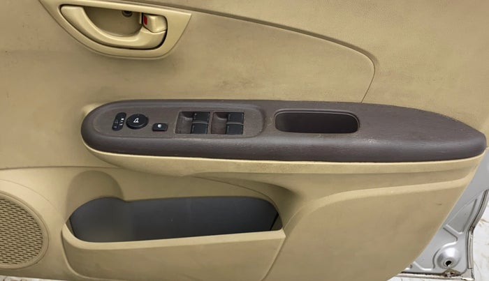 2013 Honda Brio S MT, Petrol, Manual, 44,214 km, Driver Side Door Panels Control