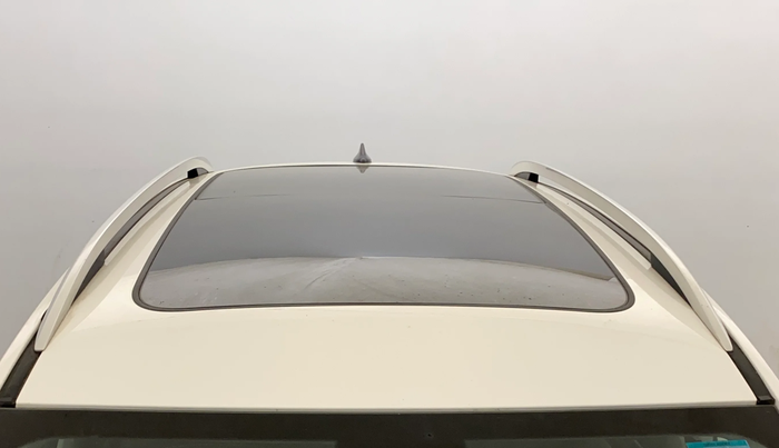 2024 MG ASTOR Select 1.5 MT (Ivory), Petrol, Manual, 11,319 km, Moonroof/ Sunroof