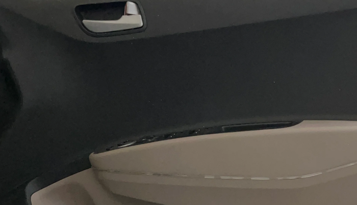 2015 Hyundai Grand i10 SPORTZ 1.2 KAPPA VTVT, Petrol, Manual, 48,027 km, Driver Side Door Panels Control