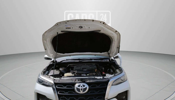 2023 Toyota Fortuner 4X2 AT 2.8 DIESEL, Diesel, Automatic, 13,228 km, Open Bonet