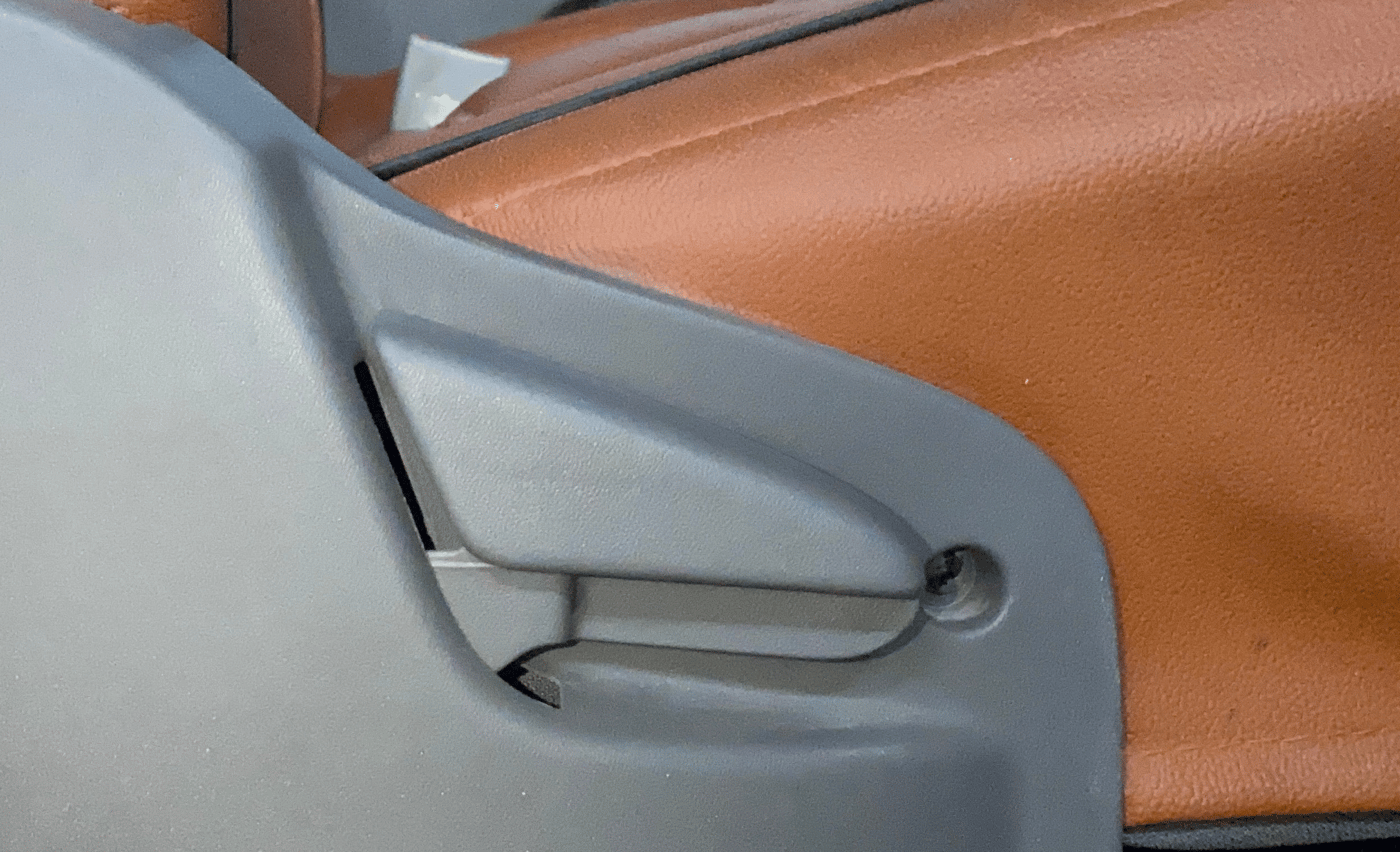 2015 Datsun Go T, Petrol, Manual, 68,875 km, Driver Side Adjustment Panel