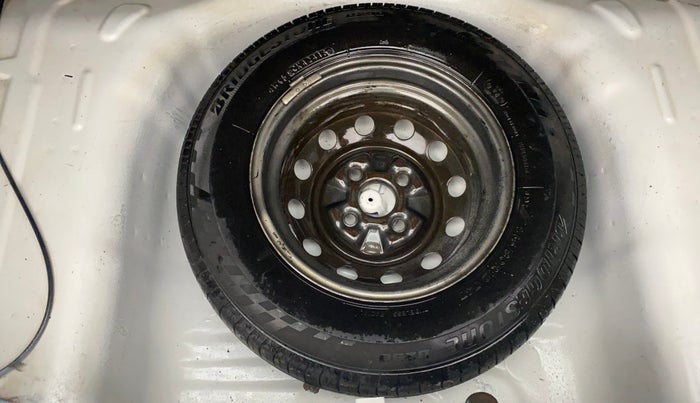 2013 Hyundai Eon ERA +, Petrol, Manual, 61,413 km, Spare Tyre