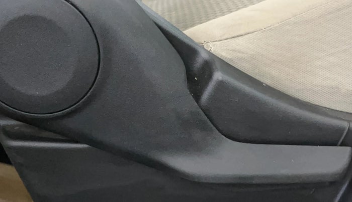 2022 Maruti New Wagon-R LXI CNG 1.0, CNG, Manual, 46,918 km, Driver Side Adjustment Panel