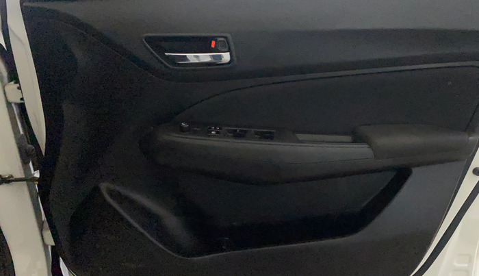 2023 Maruti Swift VXI, Petrol, Manual, 37,670 km, Driver Side Door Panels Control
