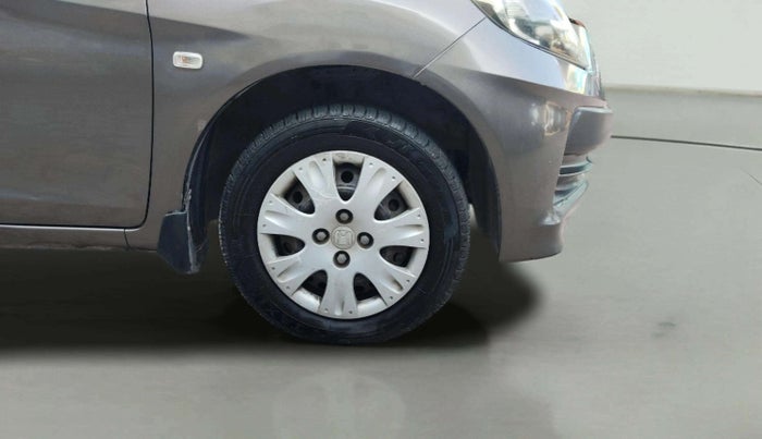 2013 Honda Brio S MT, Petrol, Manual, 96,418 km, Right Front Wheel