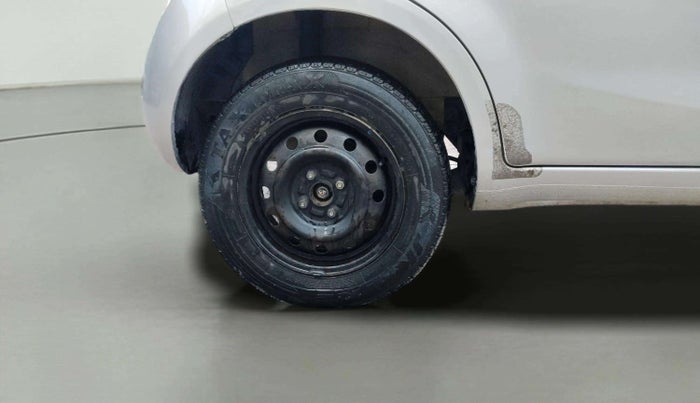 2014 Maruti Ritz VDI, Diesel, Manual, 1,39,144 km, Right Rear Wheel