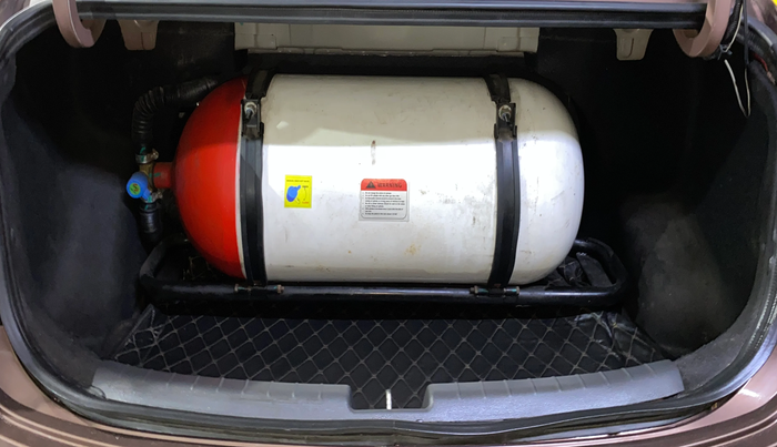 2021 Hyundai AURA S 1.2 CNG, CNG, Manual, 74,601 km, Boot Inside