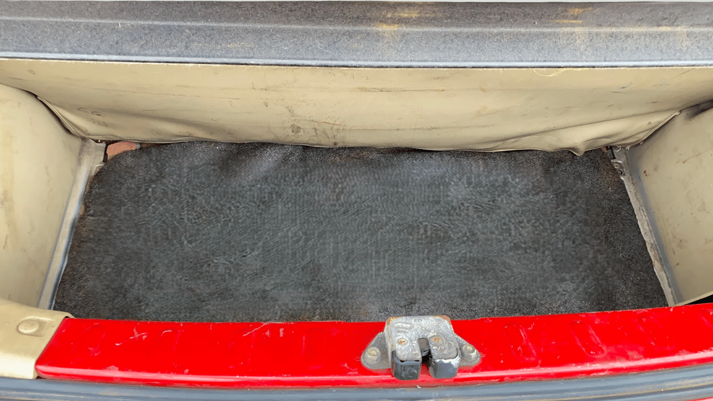 2012 Honda Brio V MT, Petrol, Manual, 1,00,793 km, Boot Inside