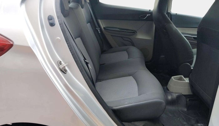 2018 Tata Tiago XT PETROL, Petrol, Manual, 1,06,040 km, Right Side Rear Door Cabin