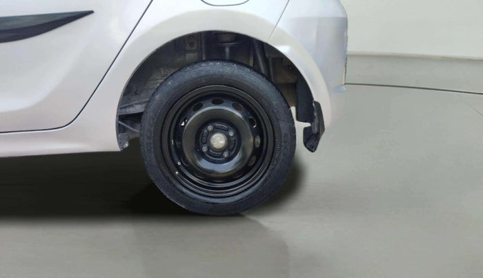 2018 Tata Tiago XT PETROL, Petrol, Manual, 1,06,040 km, Left Rear Wheel