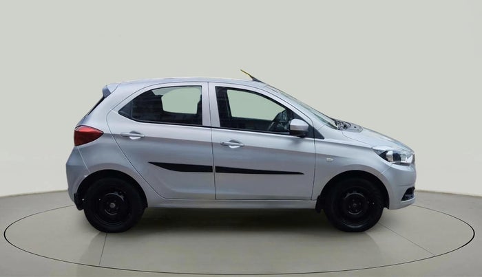 2018 Tata Tiago XT PETROL, Petrol, Manual, 1,06,040 km, Right Side View