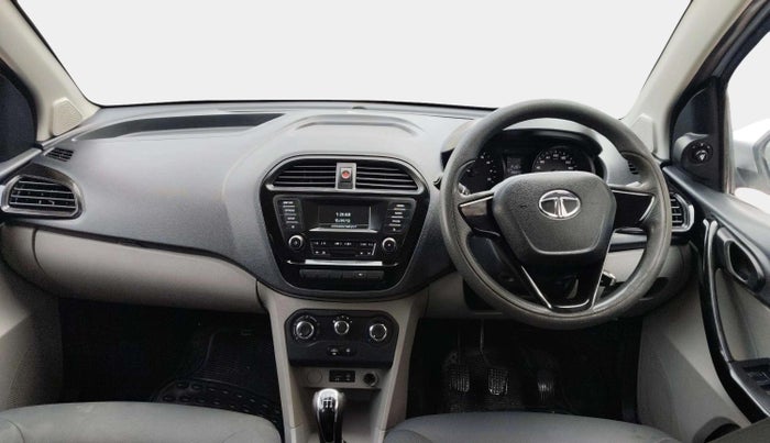 2018 Tata Tiago XT PETROL, Petrol, Manual, 1,06,040 km, Dashboard