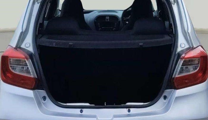 2018 Tata Tiago XT PETROL, Petrol, Manual, 1,06,040 km, Boot Inside